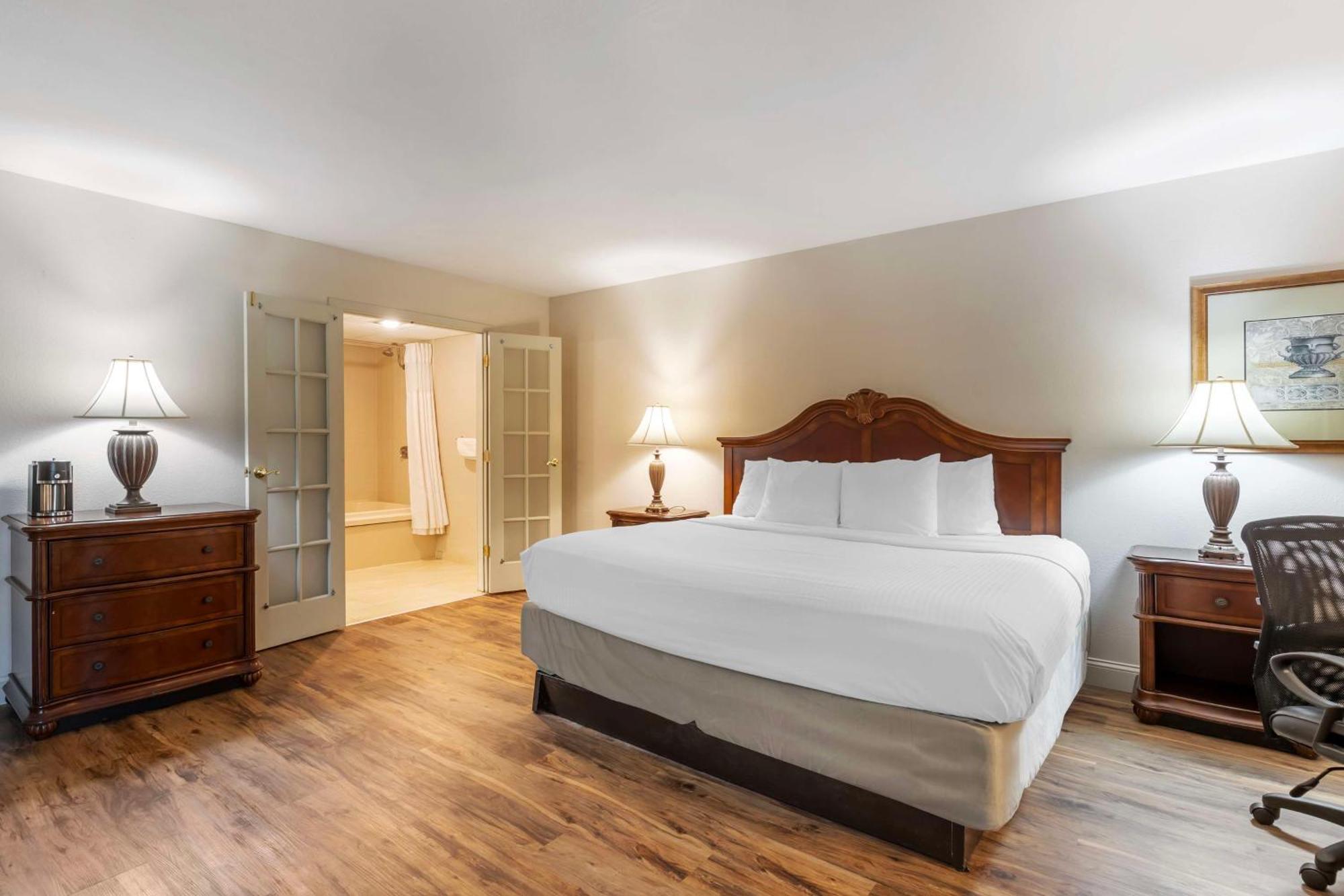 דבנפורט Best Western Plus Steeplegate Inn מראה חיצוני תמונה