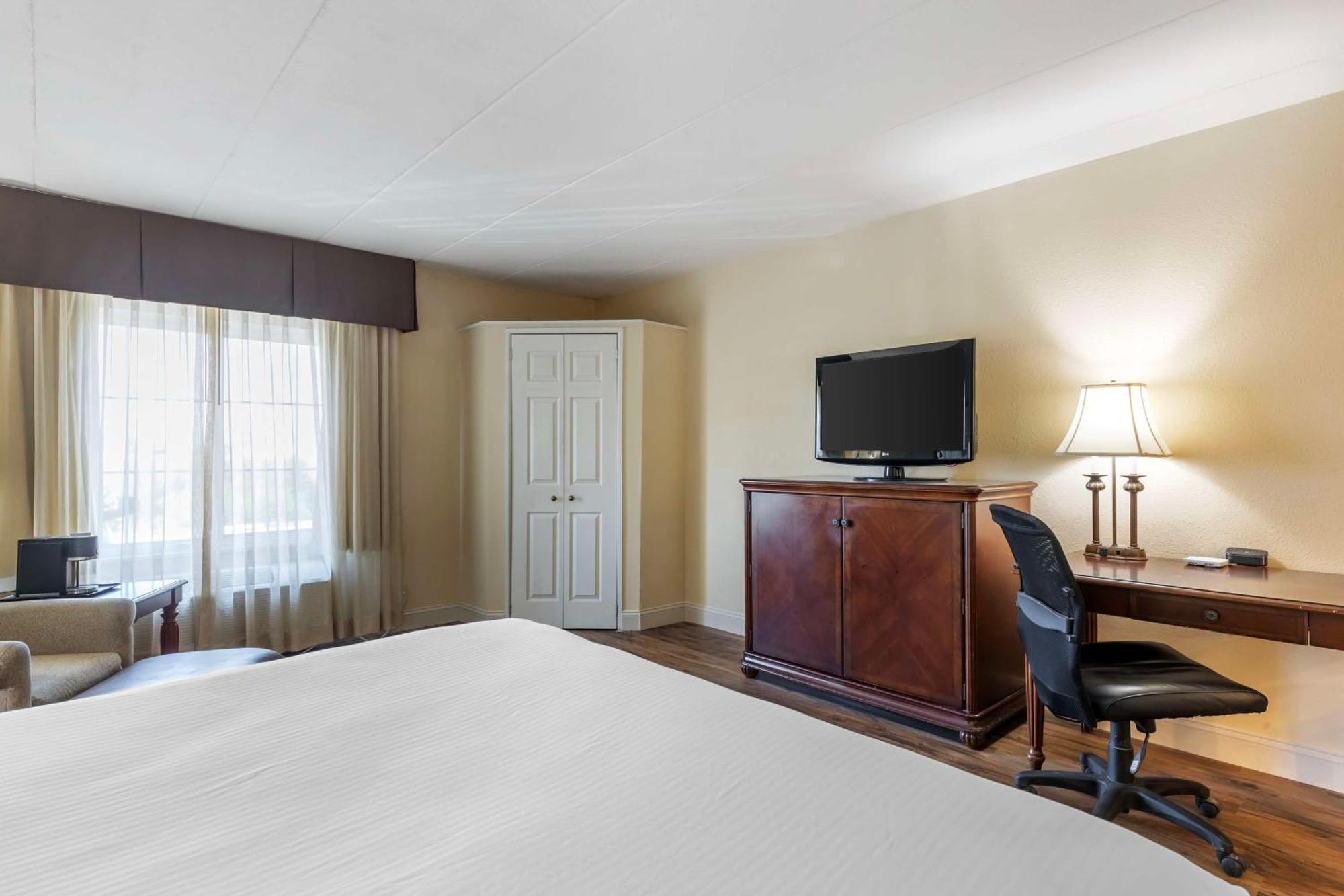 דבנפורט Best Western Plus Steeplegate Inn מראה חיצוני תמונה