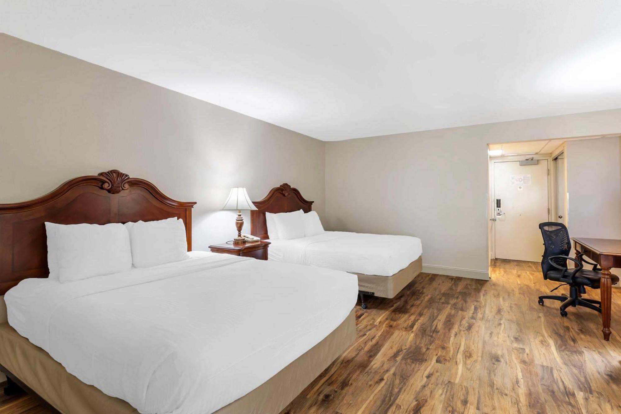 דבנפורט Best Western Plus Steeplegate Inn מראה חיצוני תמונה