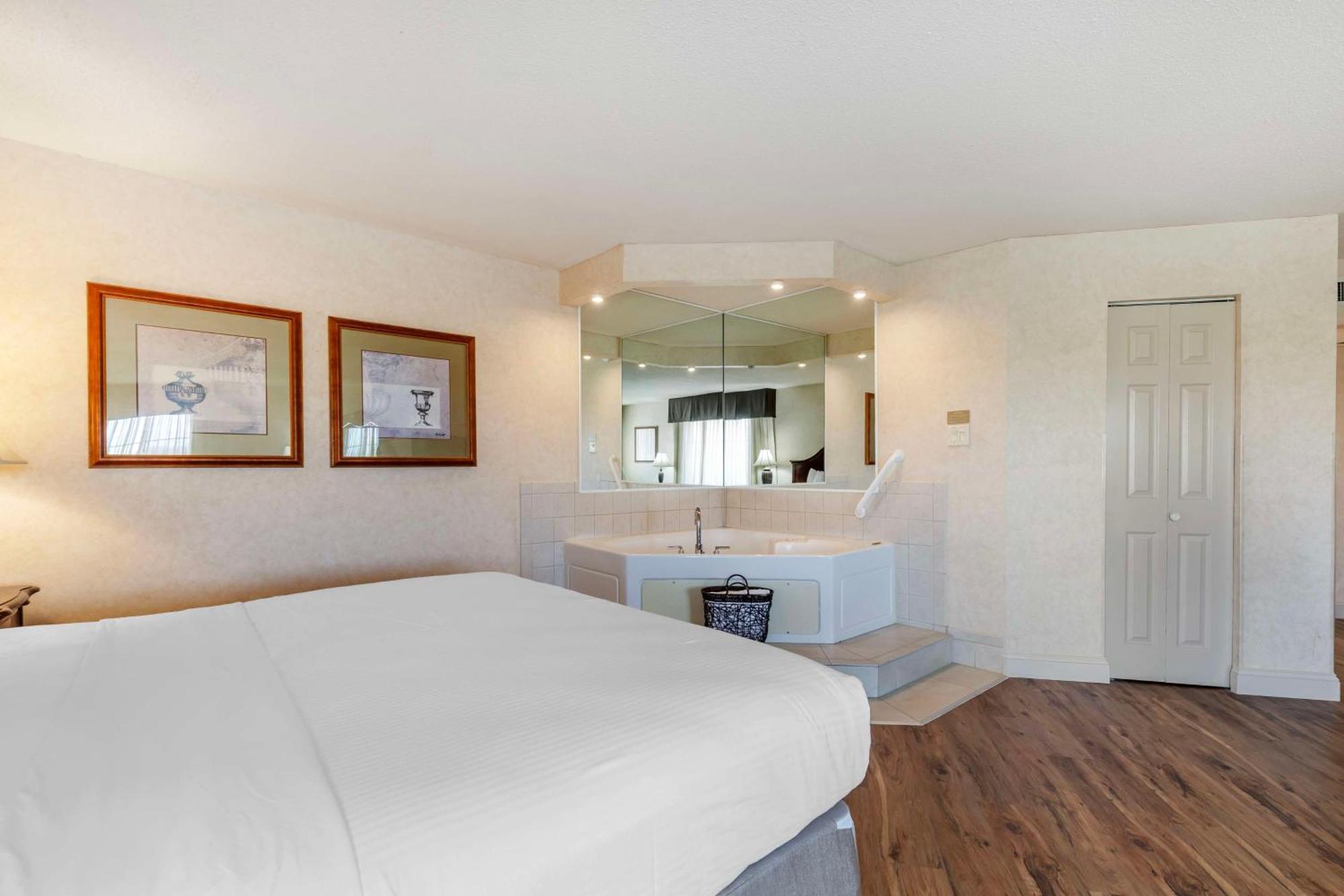 דבנפורט Best Western Plus Steeplegate Inn מראה חיצוני תמונה