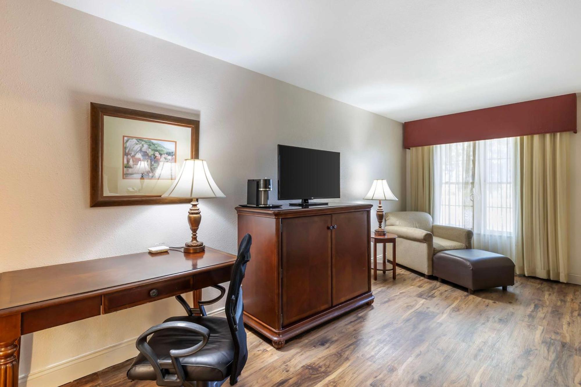 דבנפורט Best Western Plus Steeplegate Inn מראה חיצוני תמונה