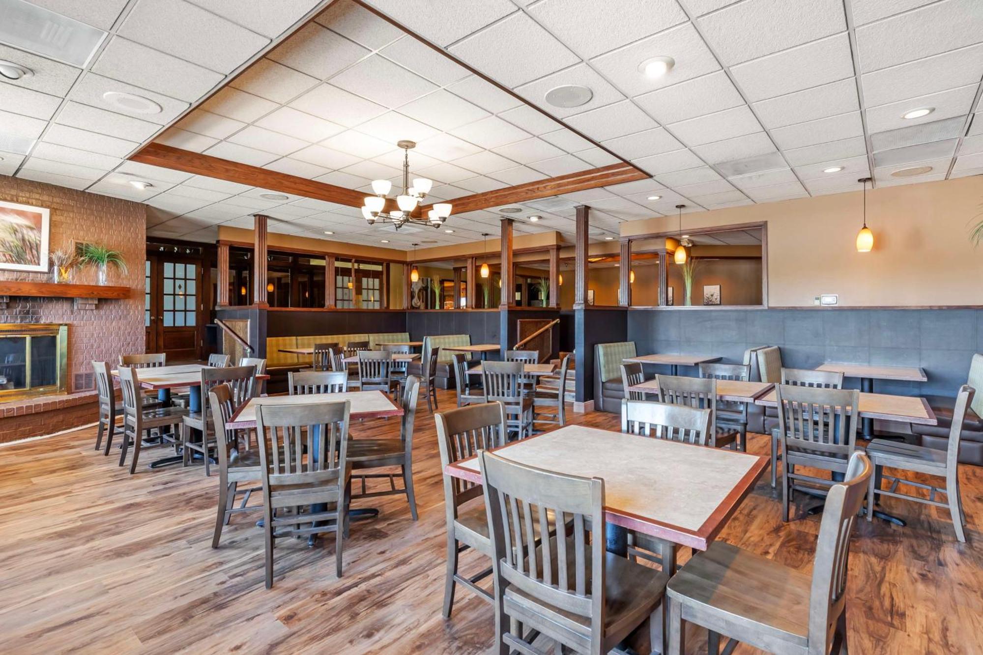 דבנפורט Best Western Plus Steeplegate Inn מראה חיצוני תמונה