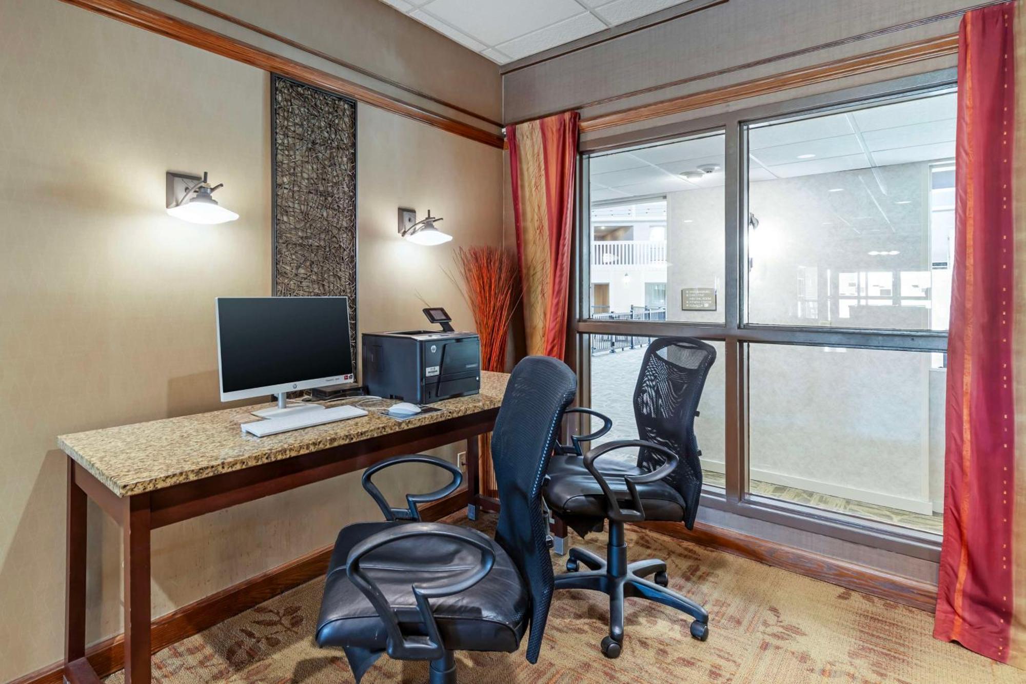 דבנפורט Best Western Plus Steeplegate Inn מראה חיצוני תמונה